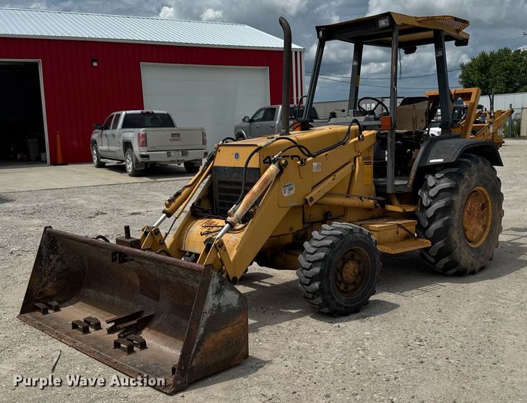 Ford 455D landscape tractor - EM2103