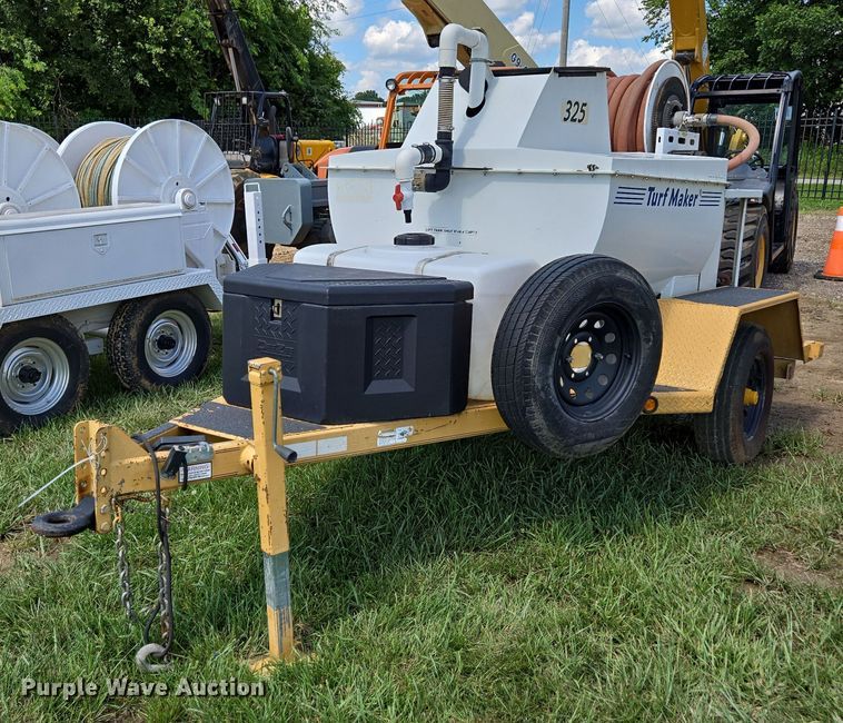 Turf Maker 325 hydroseeder - EN3955