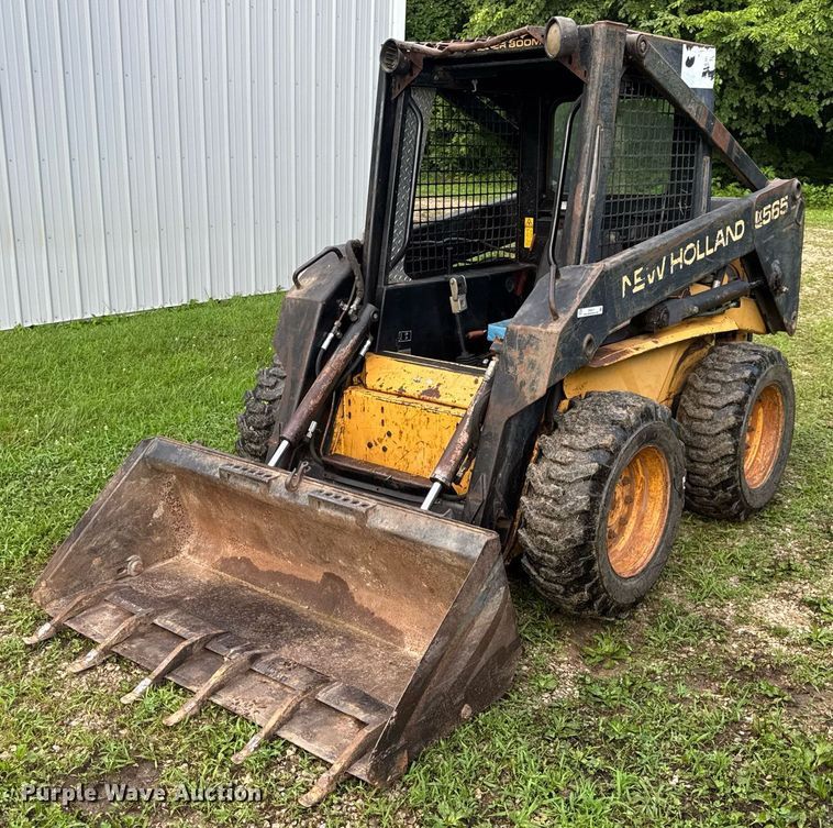 1995 New Holland LX565 skid steer loader - EN4617