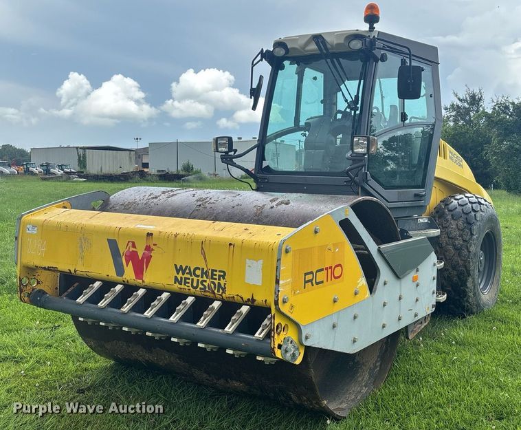 2019 Wacker Neuson RC110 single drum vibratory roller - EQ4053