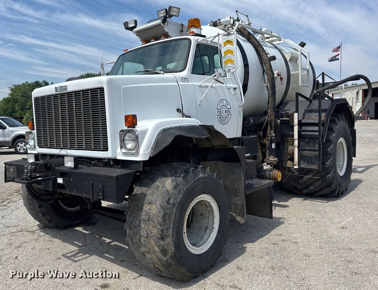 Big Wheels applicator truck - DV4145