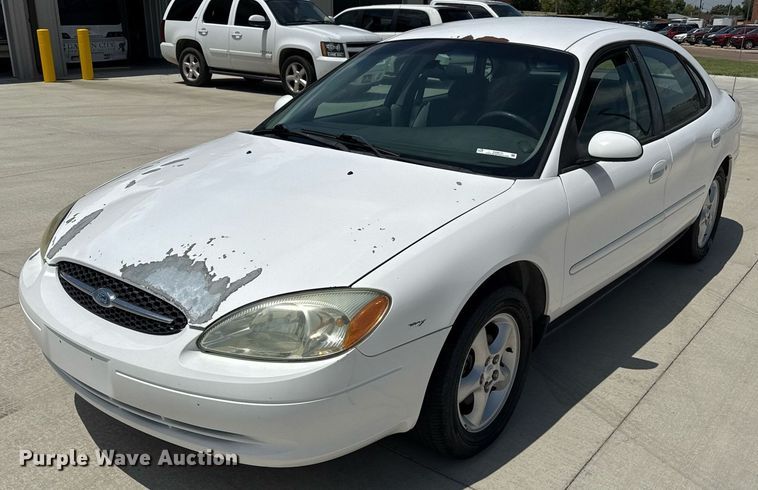 2003 Ford Taurus SE   - DZ8673