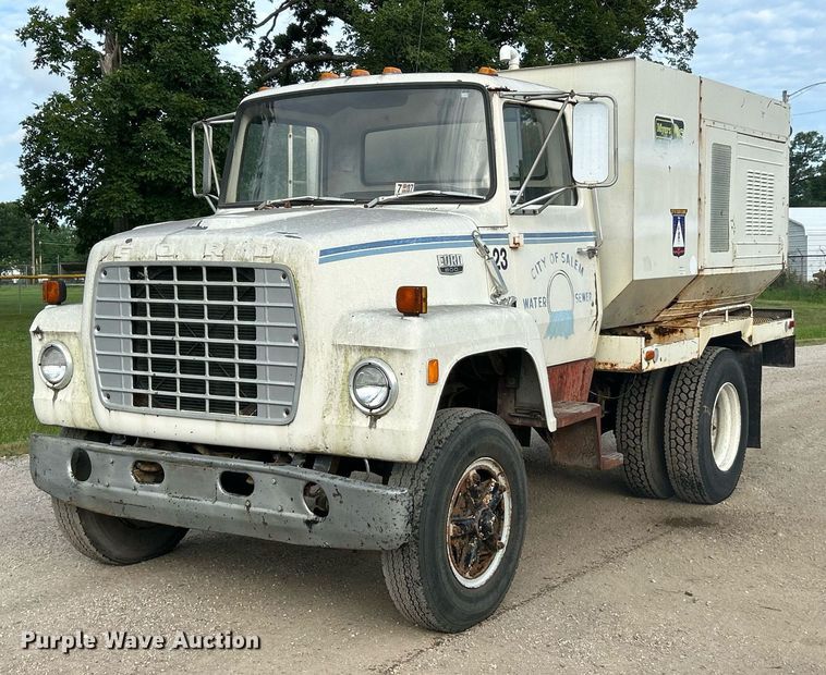 1978 Ford 800 sewer jetter truck - EK8263