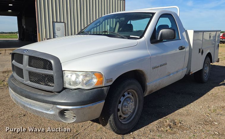 2005 Dodge Ram 2500 utility bed pickup truck - EN8206