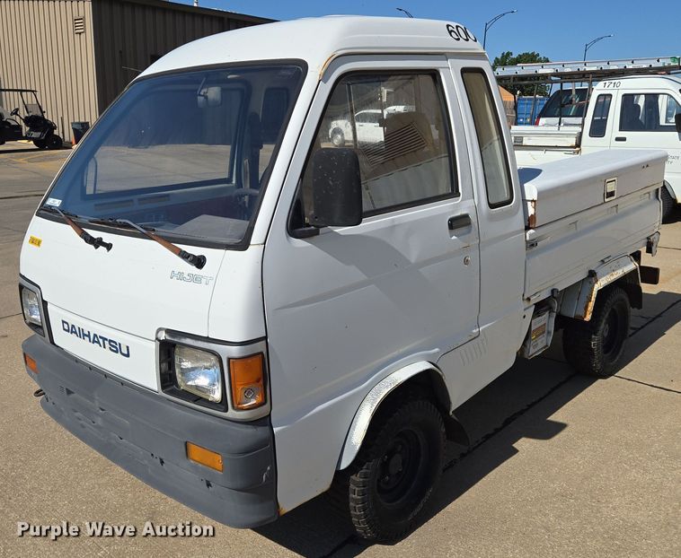 1994 Daihatsu Hijet mini truck - EN8232