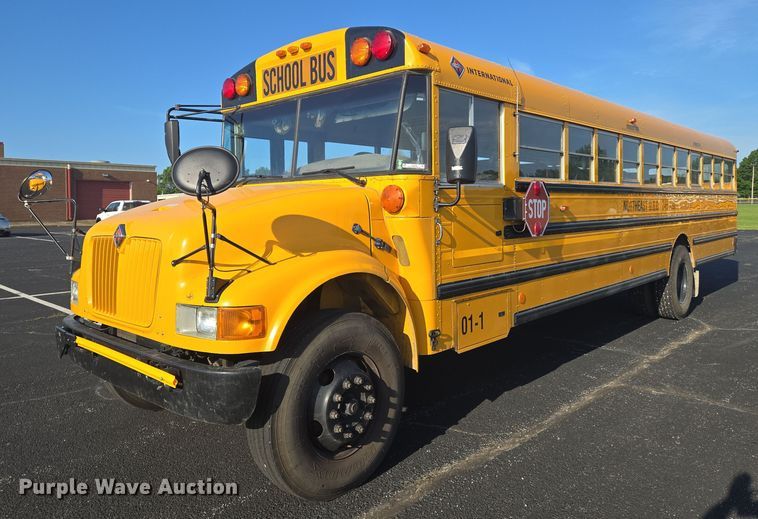 2002 International school bus - EN8248