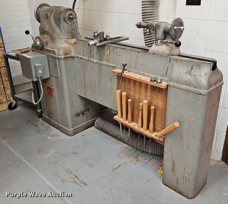 Brodhead-Garrett Co. J-Line wood lathe - EO1506