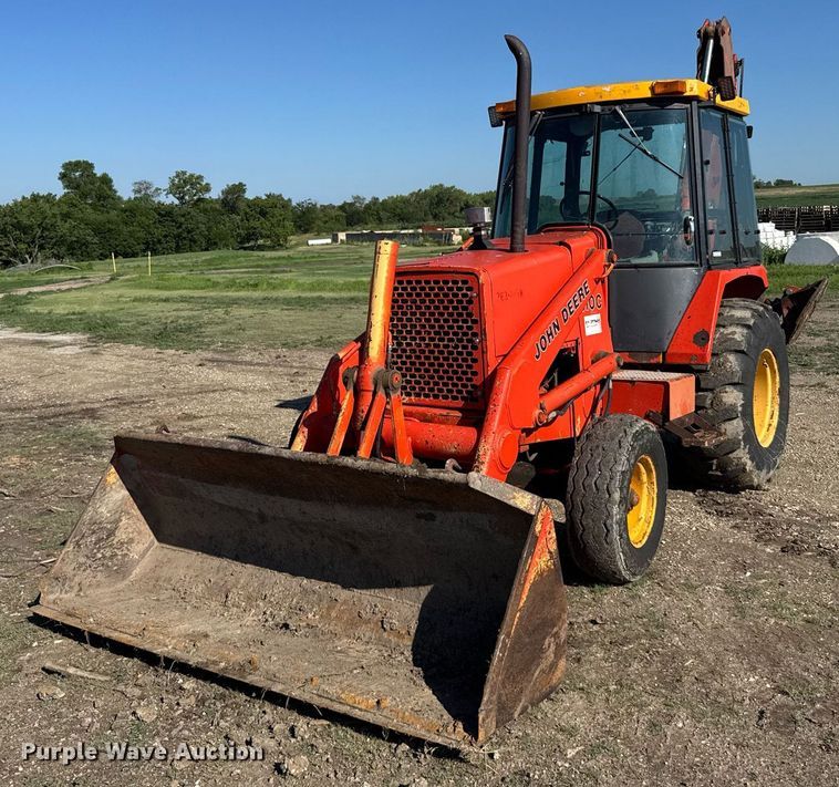 1988 John Deere 310C backhoe - ER2114