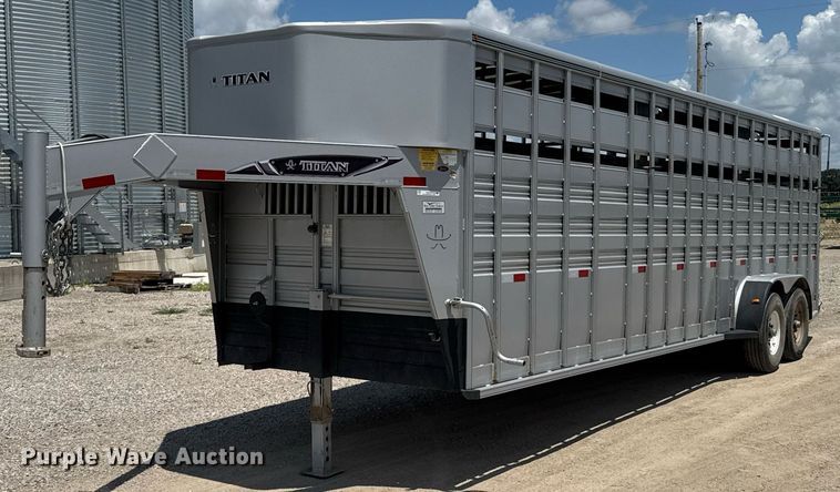 2021 Titan livestock trailer - DU9316