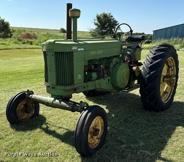 John Deere 70 tractor - DZ8584