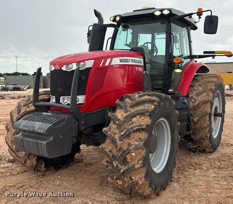 2016 Massey Ferguson 7720 MFWD tractor - EL2165