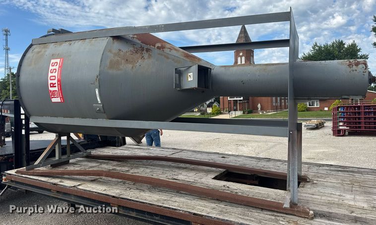 Ross Manufacturing feed mixer - EN4628