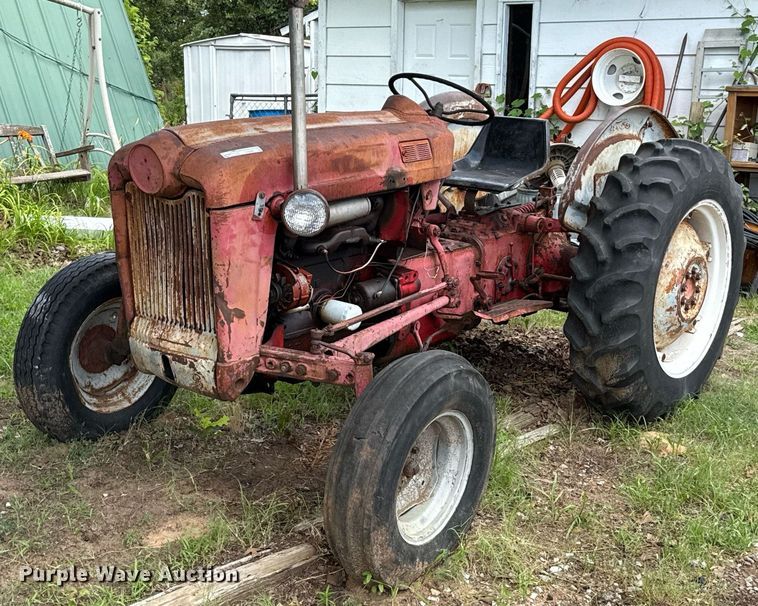 Ford tractor - HI9285