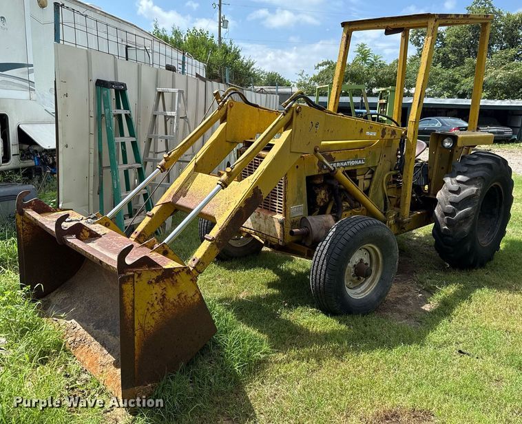 International 3444 tractor - HI9288