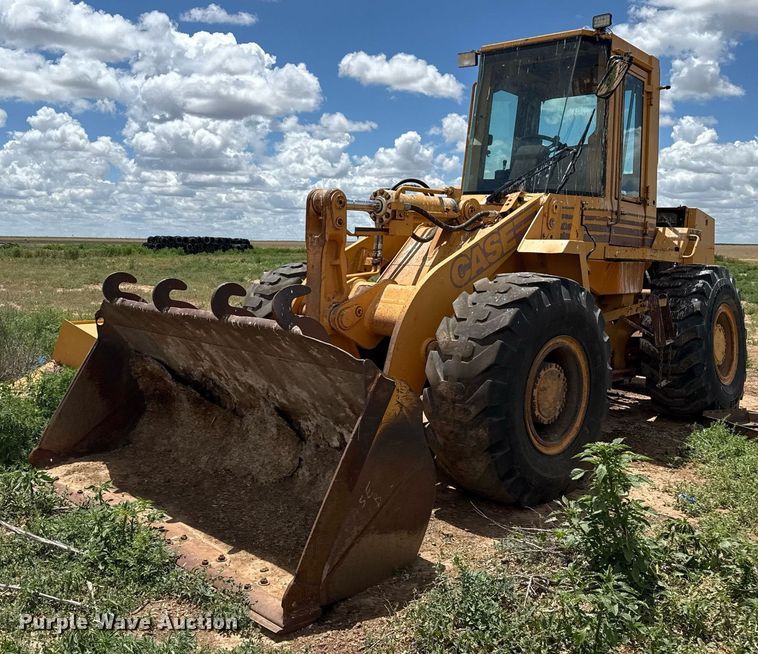 1995 Case 721B wheel loader - KI9176
