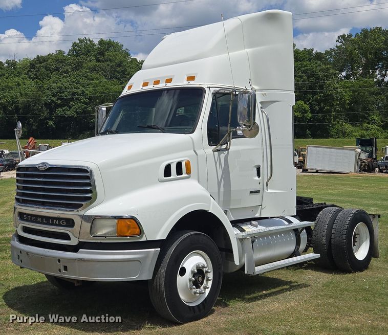 2006 Sterling A9500 semi truck - EF1781