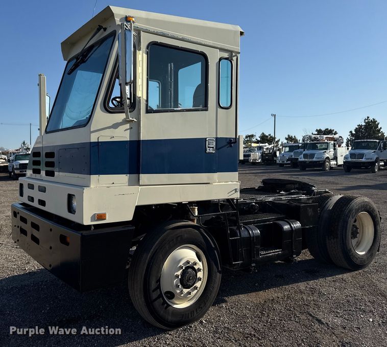 1996 Capacity yard truck - EG2630