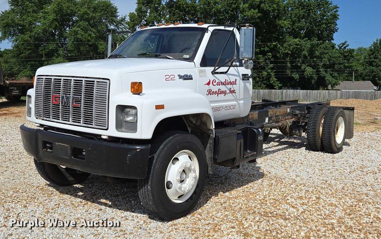 1990 GMC TopKick truck cab and chassis - EN2011