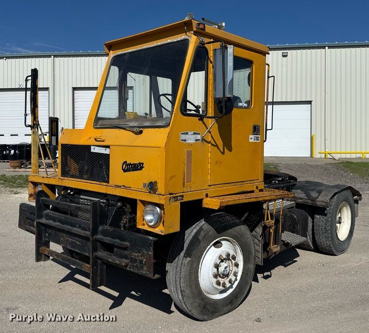 1982 Ottawa Commando 30 yard truck - ER2093