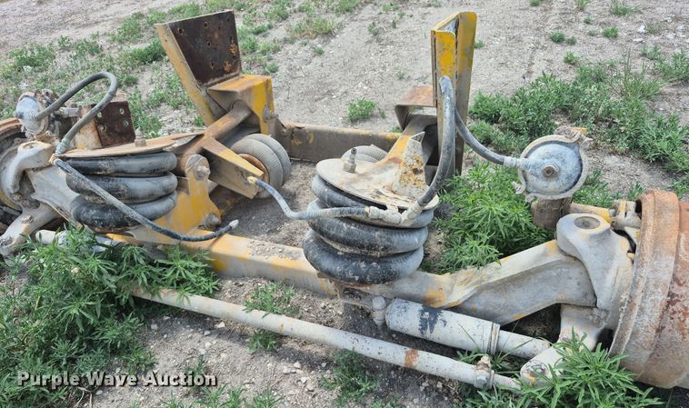 Hendrickson lift axle - IP9619