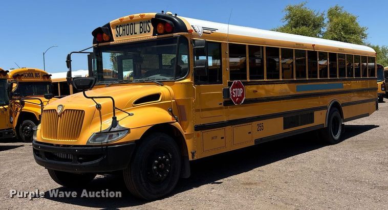 2013 International CE school bus - DH8660