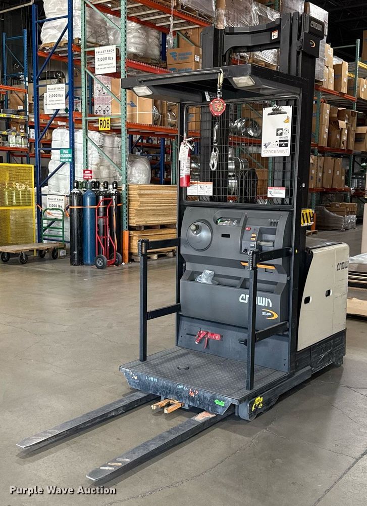 2017 Crown SP3520-30 order picker - DX5664