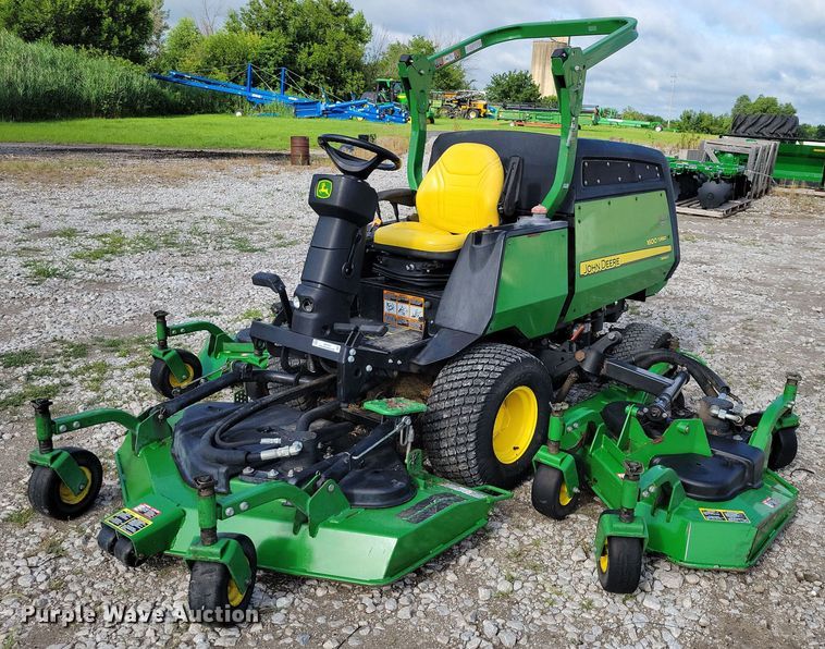 2014 John Deere 1600 Turbo Series II lawn mower - DX7161