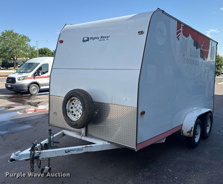2001 MightyMover Trailers enclosed cargo trailer - DZ8676