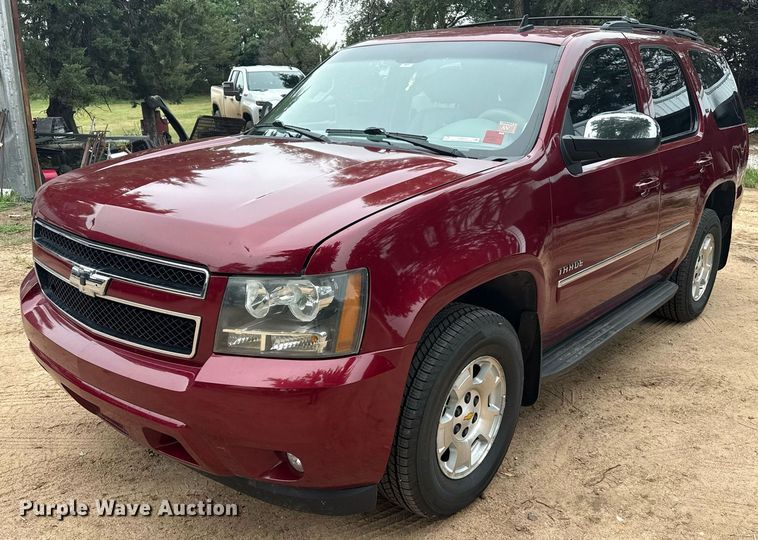 2011 Chevrolet Tahoe SUV - DZ8710
