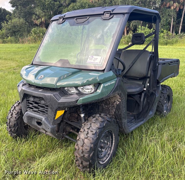 2023 Can-am Defender HD7 utility vehicle - EC3709