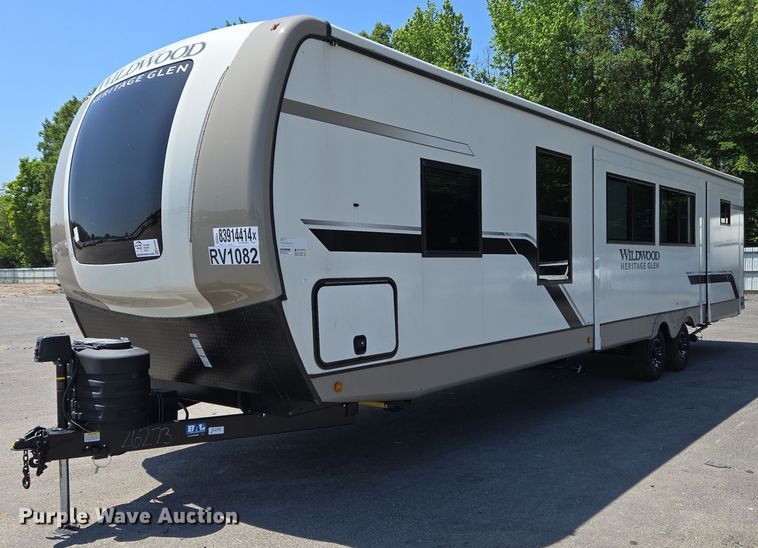 2024 Forest River Wildwood Laminated Towables camper - EC4300