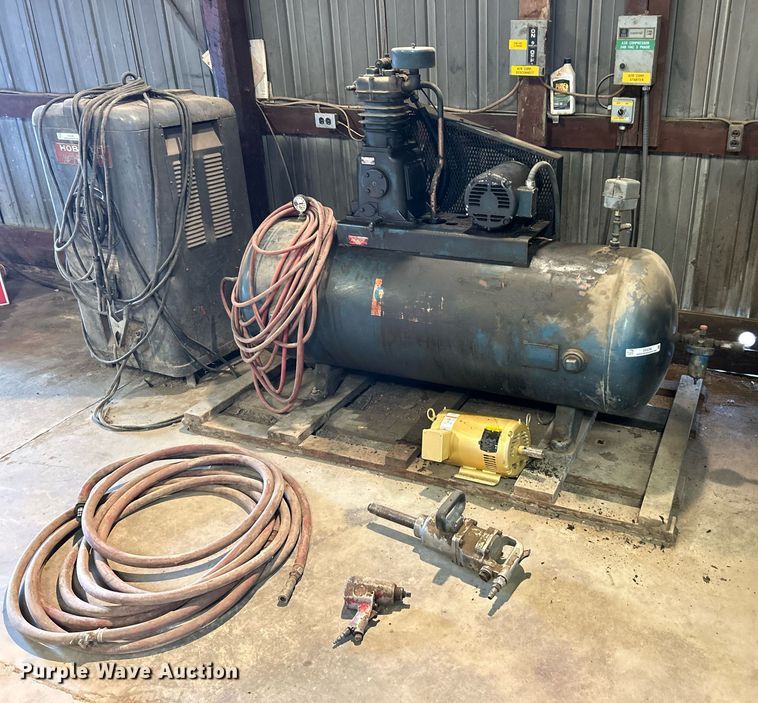 Curtis-Toledo CV969R air compressor - EK8288