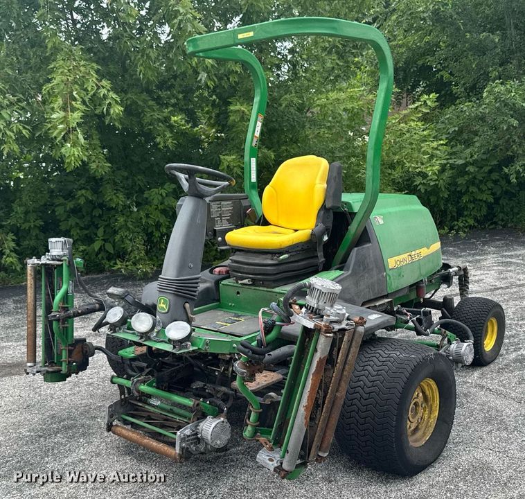 John Deere 7500 E-Cut Hybrid reel mower - EM2145