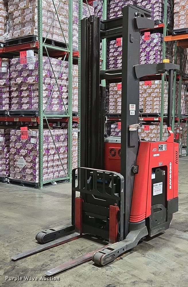 Raymond 750-R45TT reach truck - EN2010