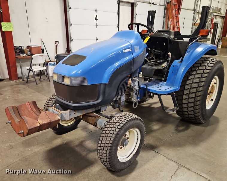 2005 New Holland TC40S lawn tractor - EO4531