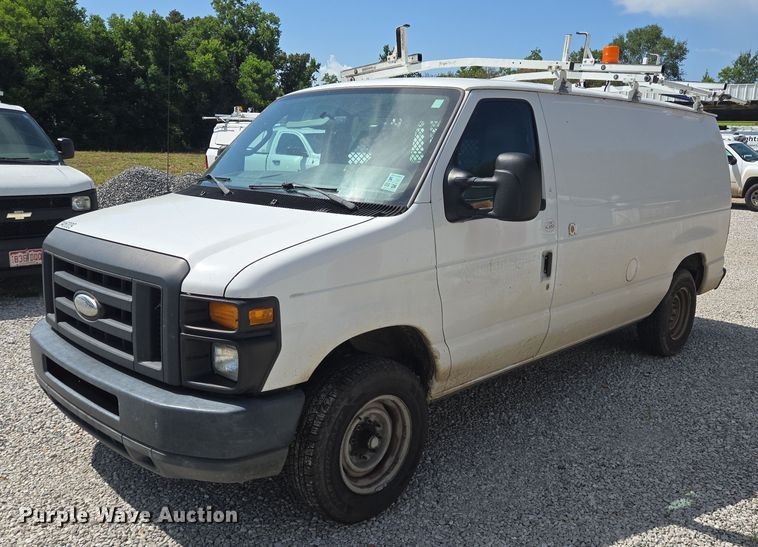 2014 Ford E150 van - EQ2605