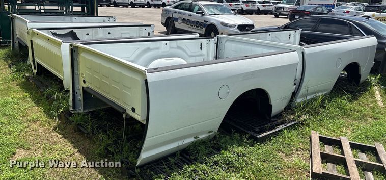 (4) pickup truck beds - EQ4045