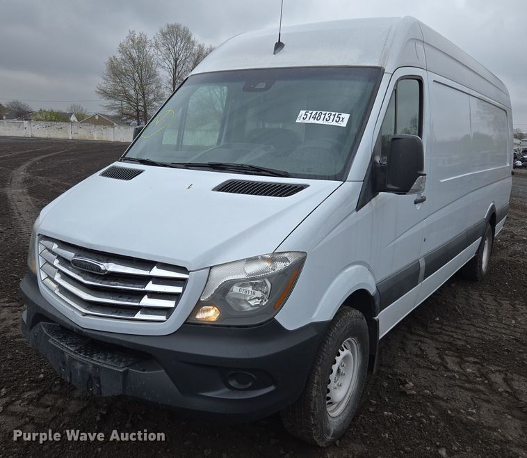2016 Freightliner Sprinter 2500 van - YA0446
