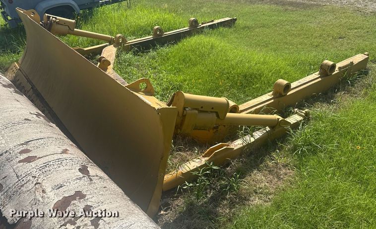 13' W dozer blade - DU9344