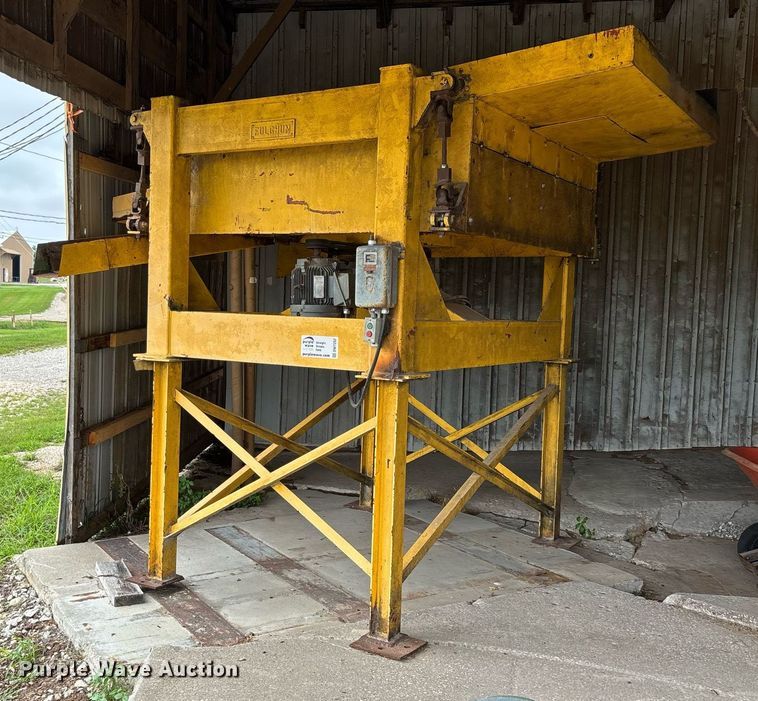 Screen - DW7202