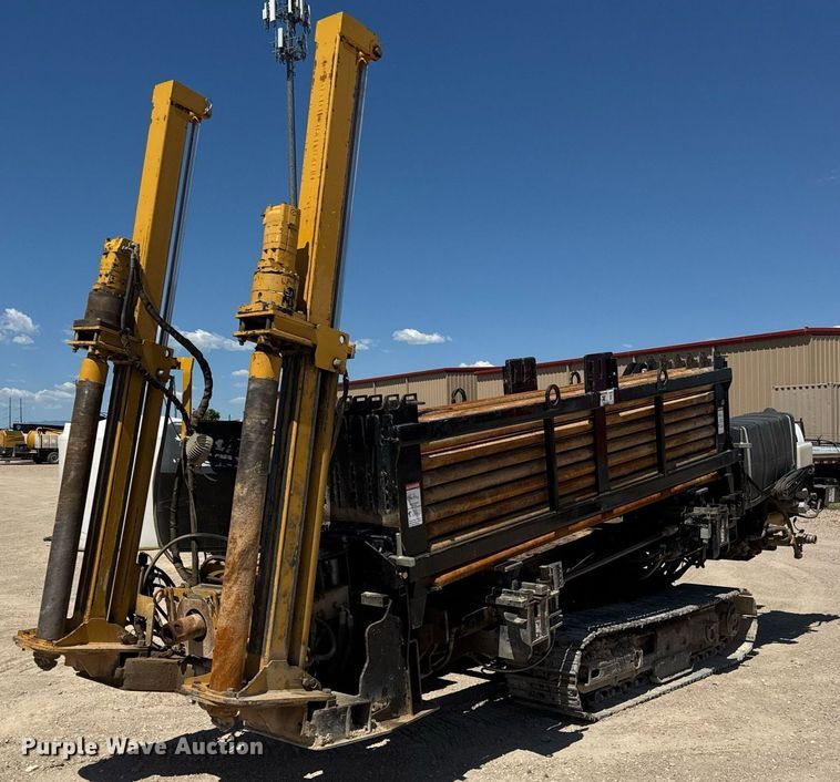 2013 Vermeer D24X40II Navigator Series II directional boring unit - DY0313