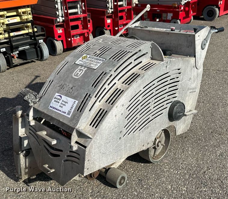 2018 Husqvarna Soff-Cut 5000 concrete saw - EB2744