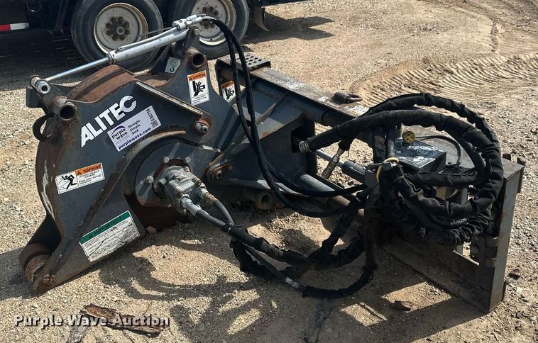 Altec skid steer pavement saw - EB2758