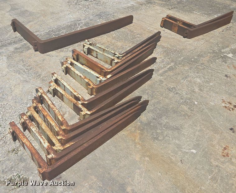 (15) Forklift forks - EF1704