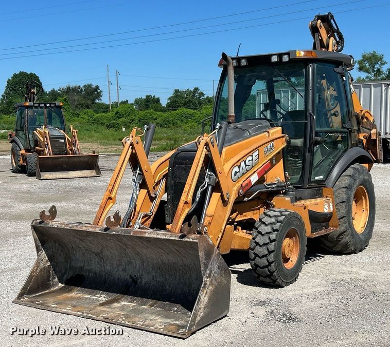 2014 Case 580 Super N backhoe - EK8268