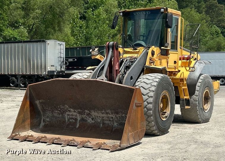 2006 Volvo L110E wheel loader - EK8321