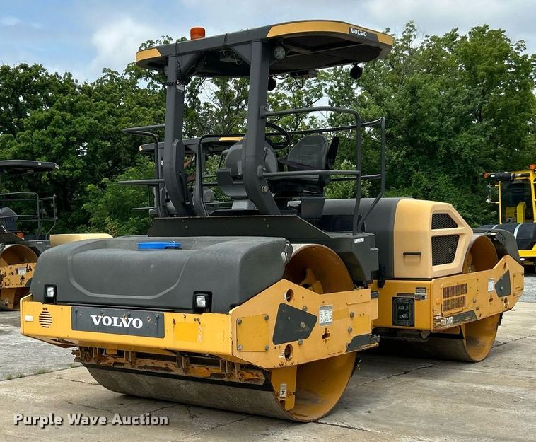 2016 Volvo DD120B double drum roller - EK8355