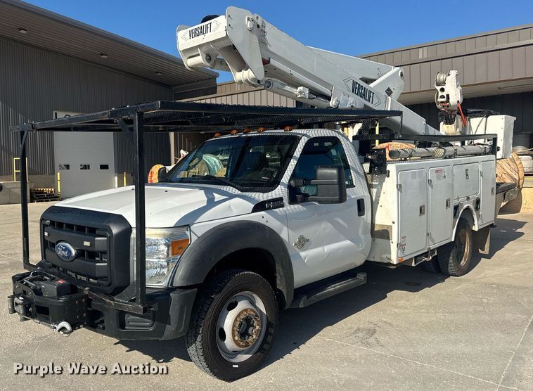 2011 Ford F550 XL bucket truck - EN4641