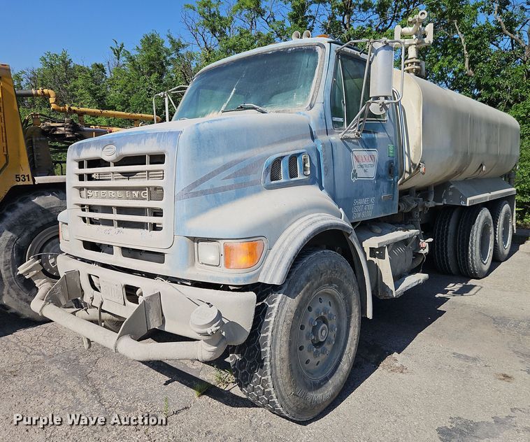 2005 Sterling L7500 water truck - EO4515