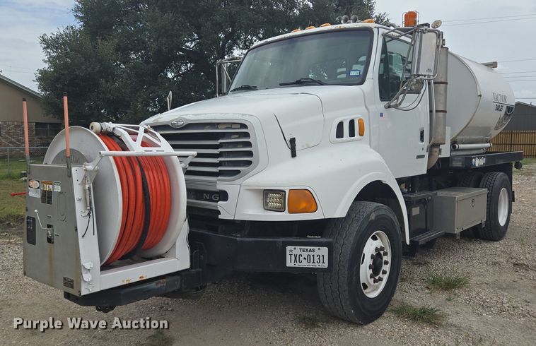 2001 Sterling sewer jetter truck - EQ4067